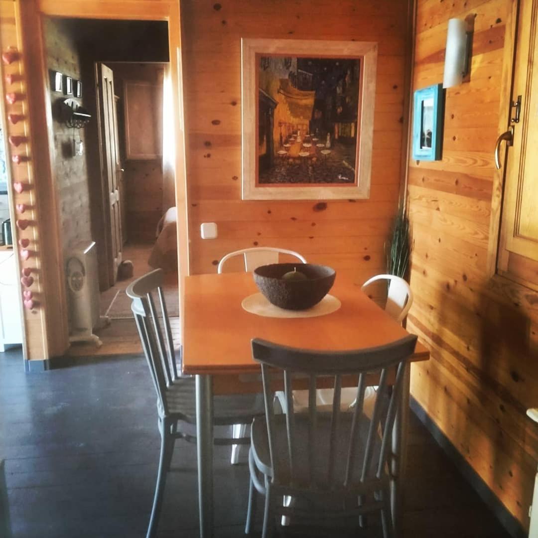 Les Valletes Arnes Habitación foto